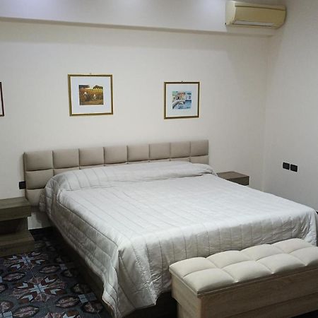 Royal Aparthotel Vlorë Eksteriør bilde